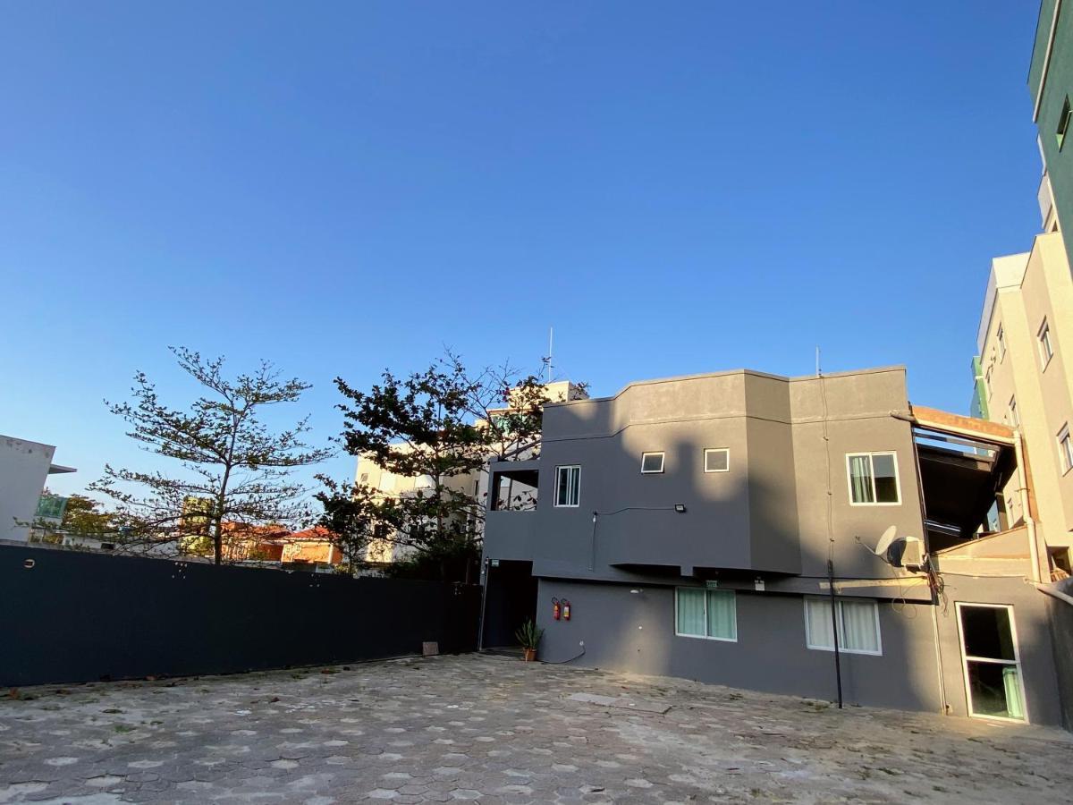 Residencial Melfi 3 Ap 6 Bombinhas Exterior foto